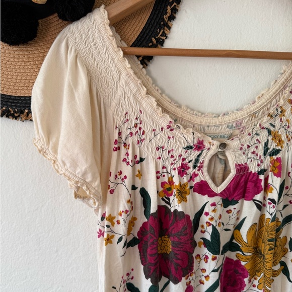 Lucky Brand Y2K Floral Smocked Top Size Large - Picture 6 of 11